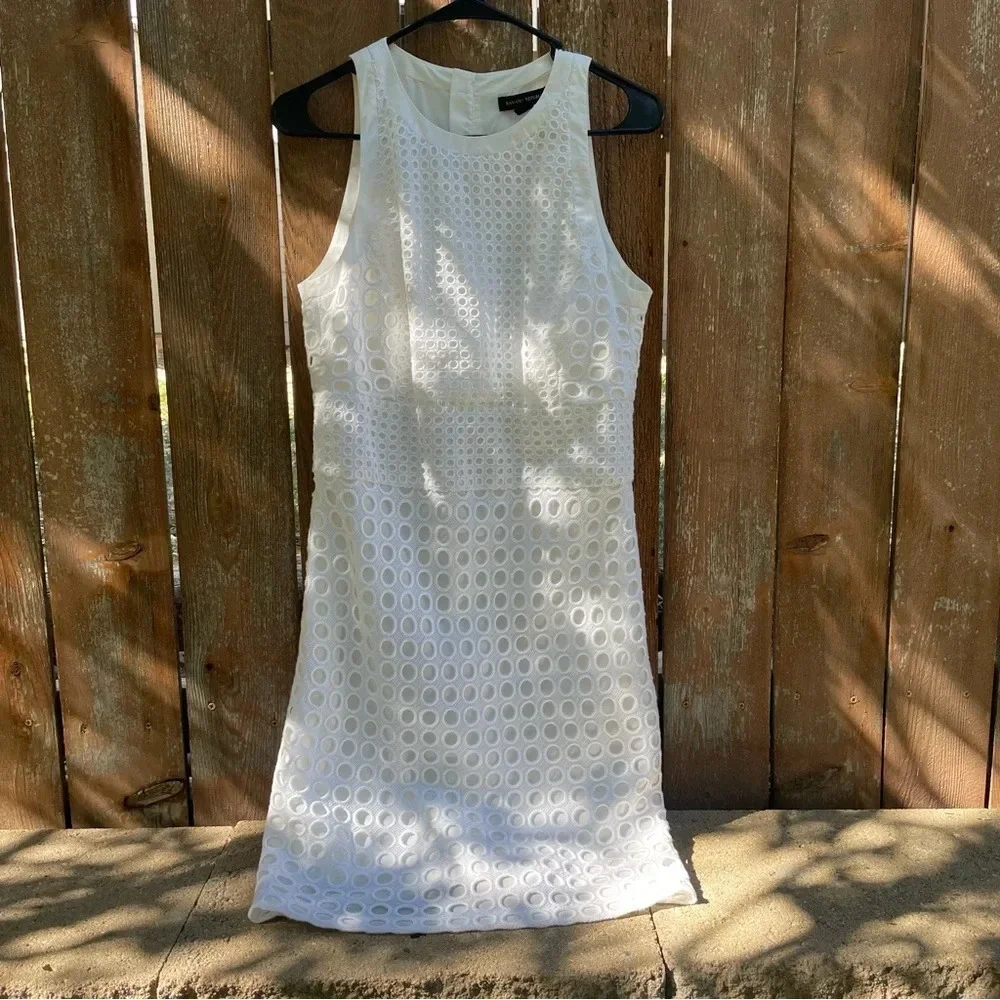 Banana Republic Women’s White Circle Pattern Sheath Pencil Dress Size 8 - Picture 15 of 17